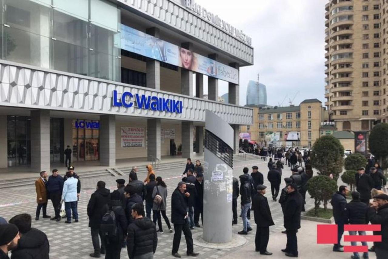 Demir Yol Plaza Hotel Baku Bagian luar foto